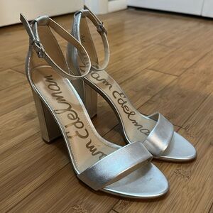 SAME EDELMAN Yaro Block Heel